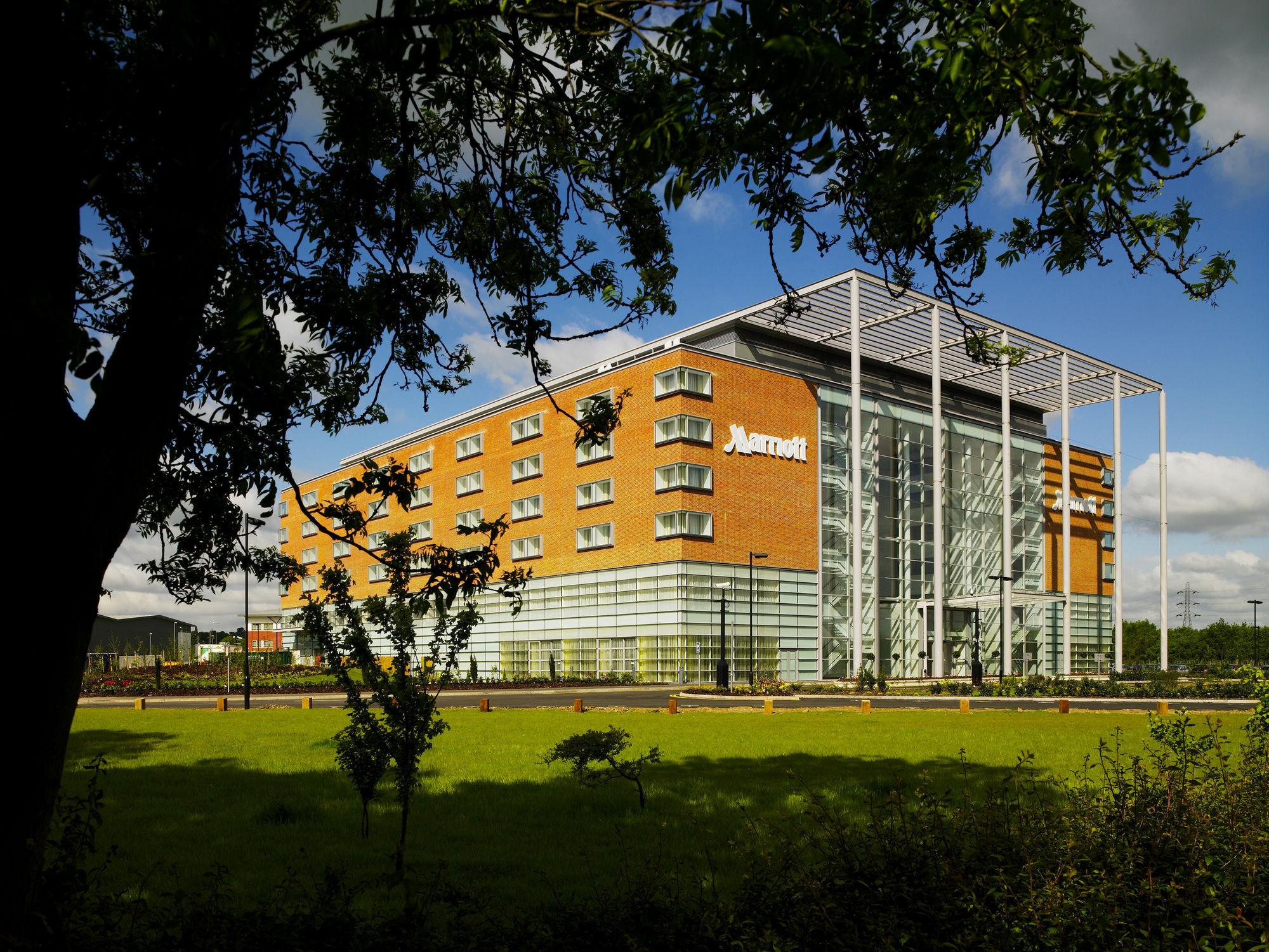 Leicester Marriott Hotel Exterior photo